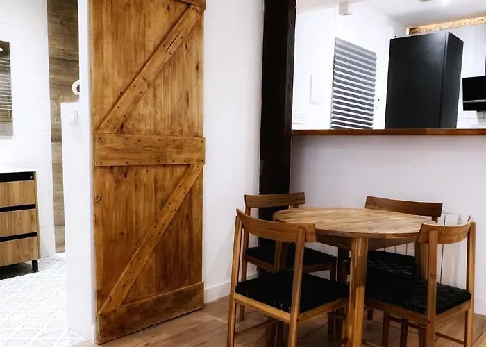 Bilbao Ronda Apartamento Con Balcon Casco Viejo