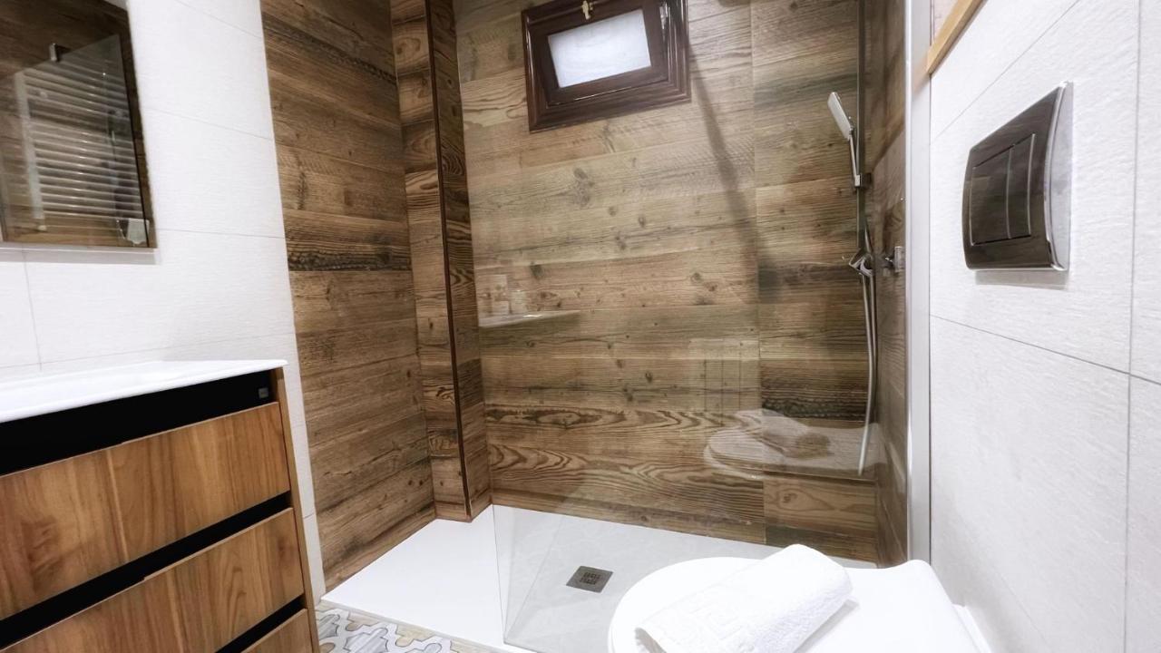 Ronda Con Balcon Casco Viejo Apartamento Bilbao